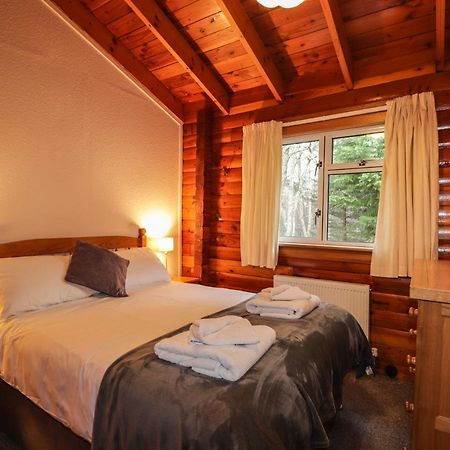 Spruce Lodge Strathpeffer Eksteriør bilde