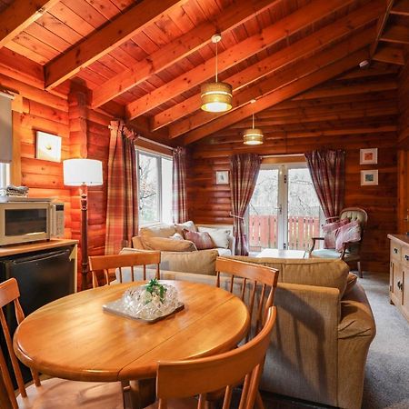 Spruce Lodge Strathpeffer Eksteriør bilde